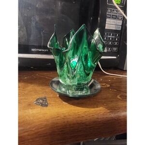 Green‎ Handblown Ruffled Glass Lighted Table Lamp, Electric